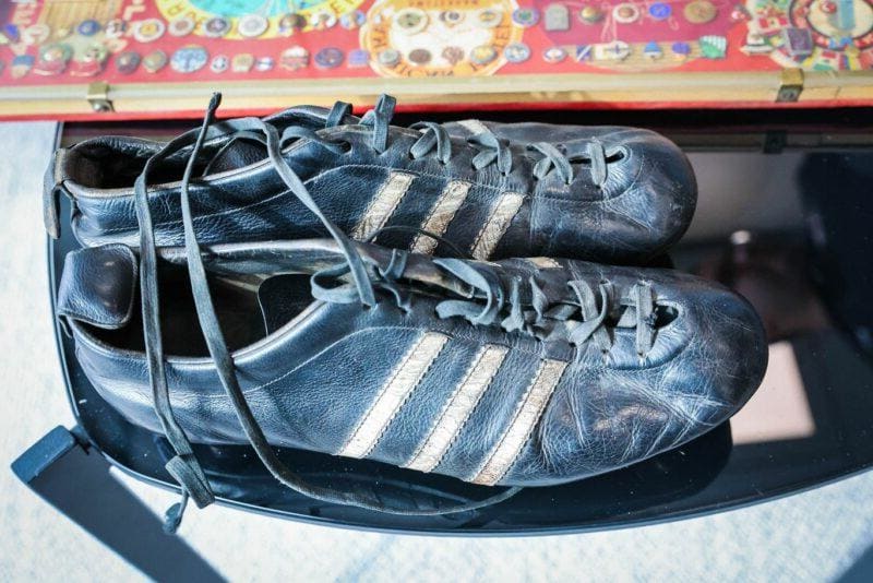 „Армейска памет“: Безценни артикули бяха дарени за клубния музей на ЦСКА (ВИДЕО)