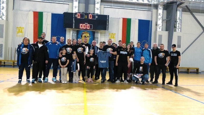 Гиби награди призьорите на турнир „Васил Левски“ в Благоевград (ВИДЕО+СНИМКИ)