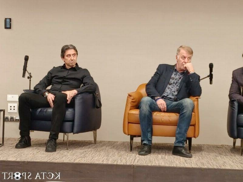 Генералният спонсор на Левски става ясен до месец – водят се преговори с няколко компании