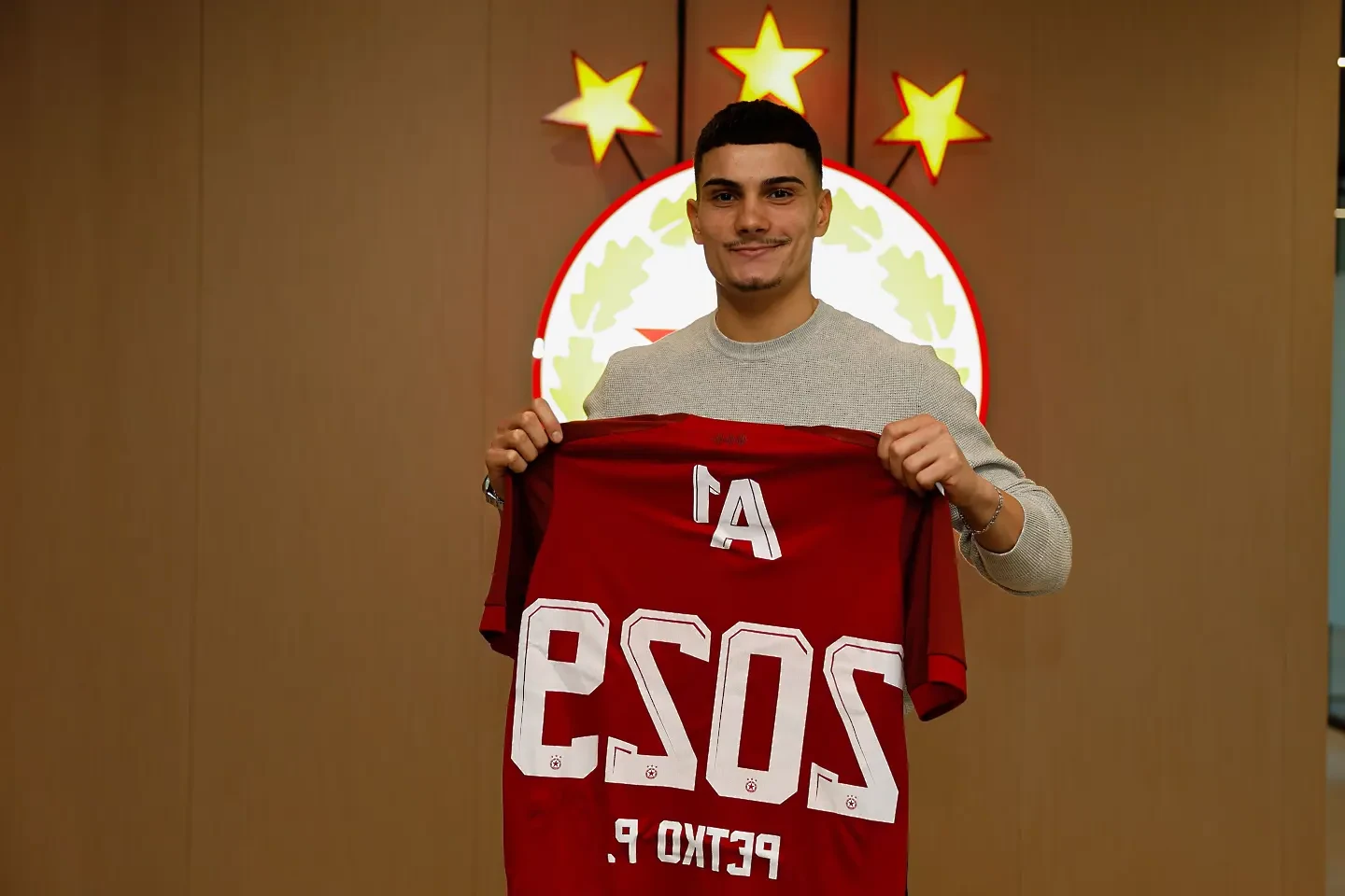 ЦСКА дал изключително подобрен договор на Петко Панайотов