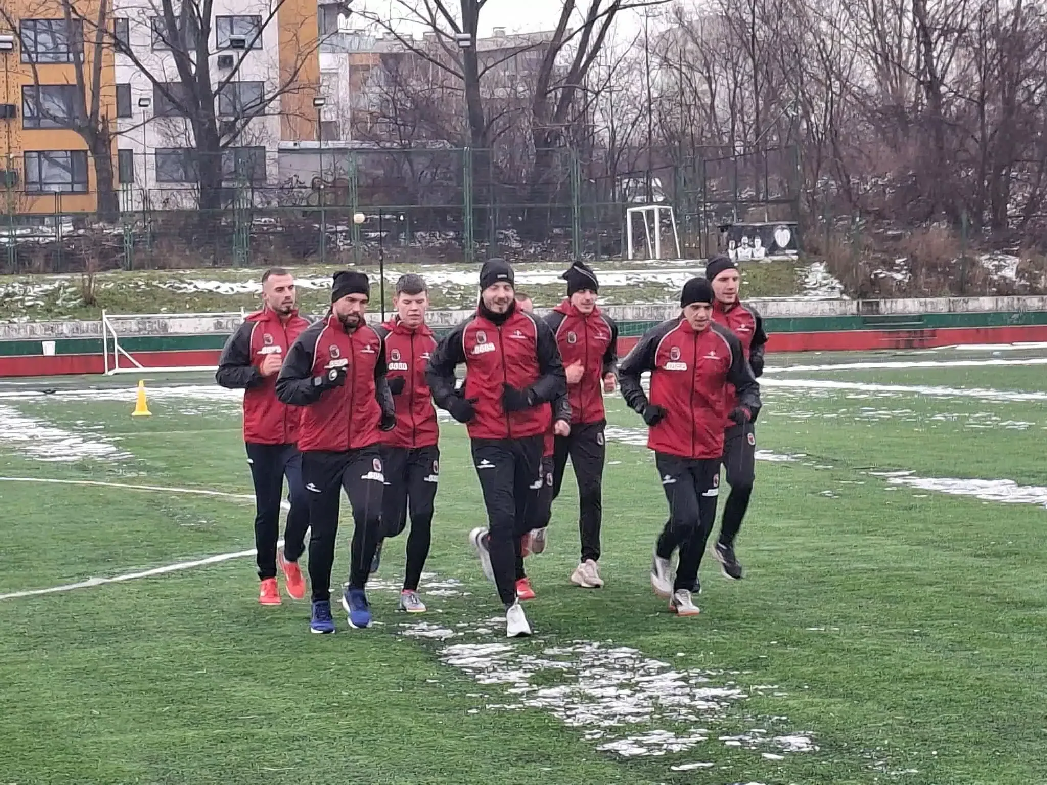 Ботев Ихтиман играе с Хебър ден по-рано