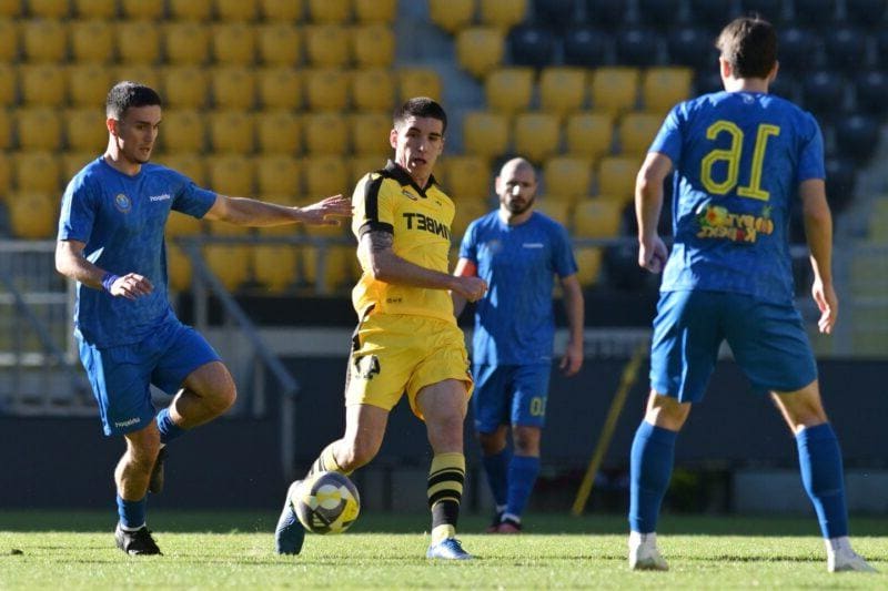 Ботев тръгна с победа в контролите