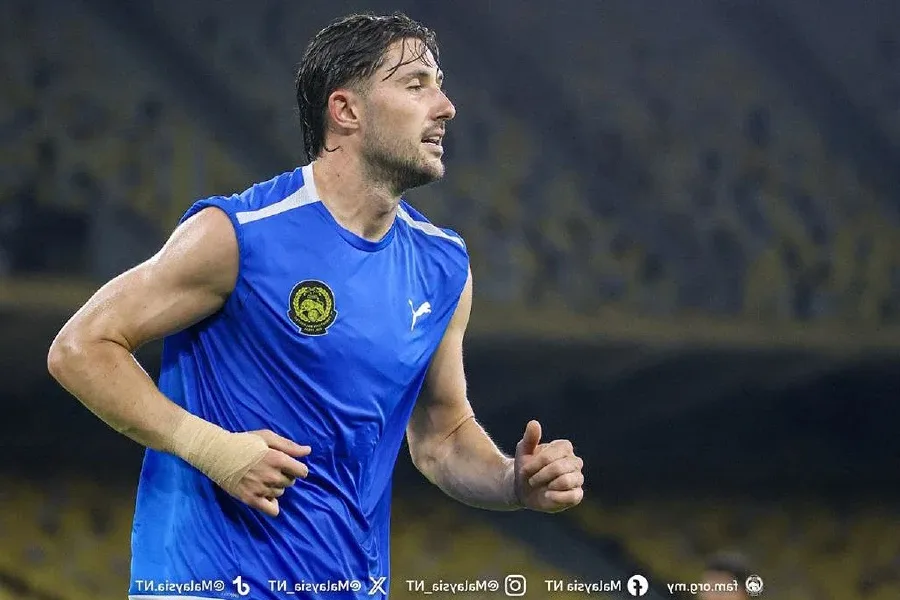 Испански футборист изгоря за една година!