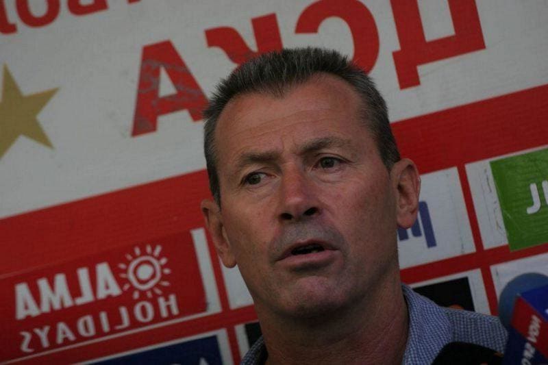 Майкъла за Янев: Страхлив треньор!