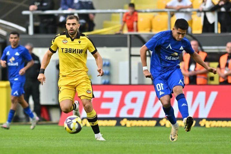 Ботев (Пловдив) предизвиква лидера Левски: Ще има ли изненада в София?