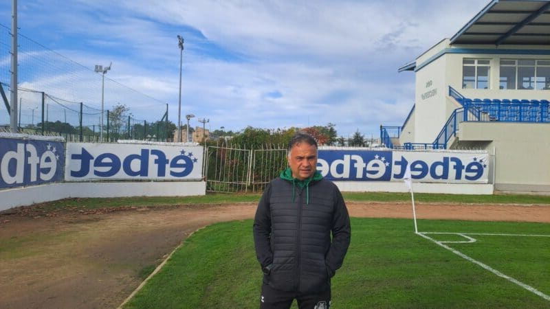 Митов: Левски трябва да спечели титлата! „Сините“ са най-добрият отбор, играят най-добрия футбол Митов: Левски трябва да спечели титлата! „Сините“ са най-добрият отбор, играят най-добрия футбол