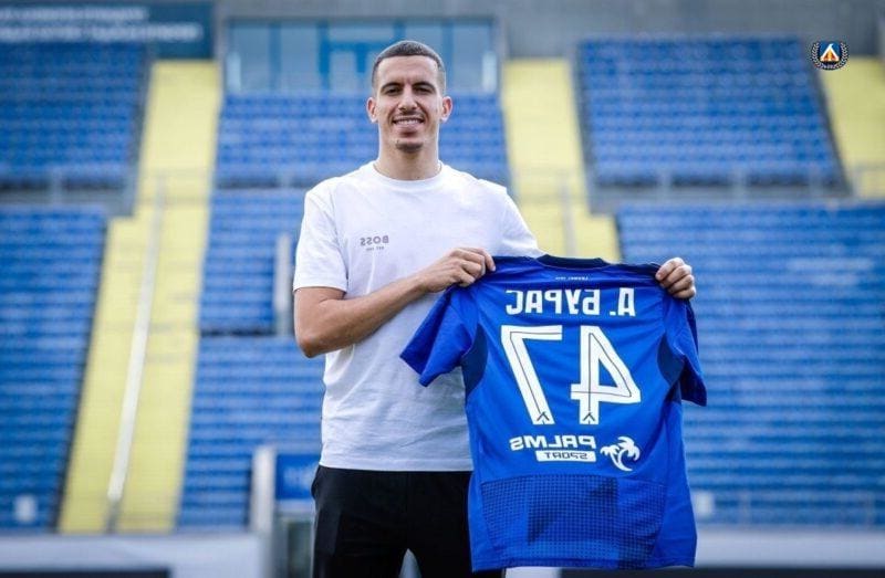 Акрам Бурас – професия шампион