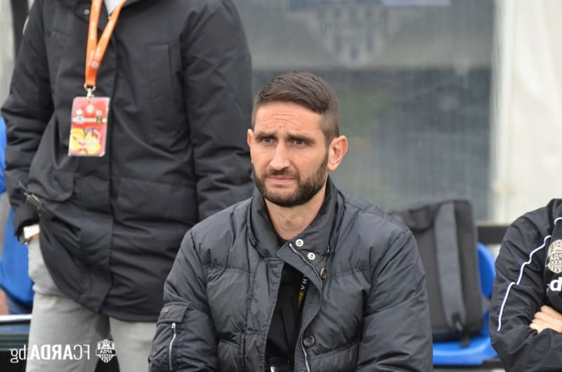 Тунчев се чуди за върха на атаката – може да хвърли новото оръжие на Арда срещу Ботев (Вр)