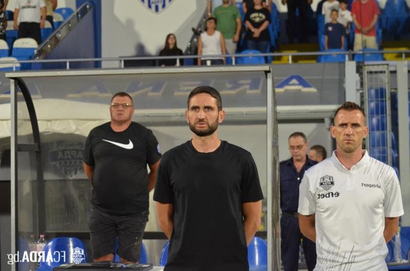 След крушението срещу Локо Пд: Александър Тунчев прави много рокади