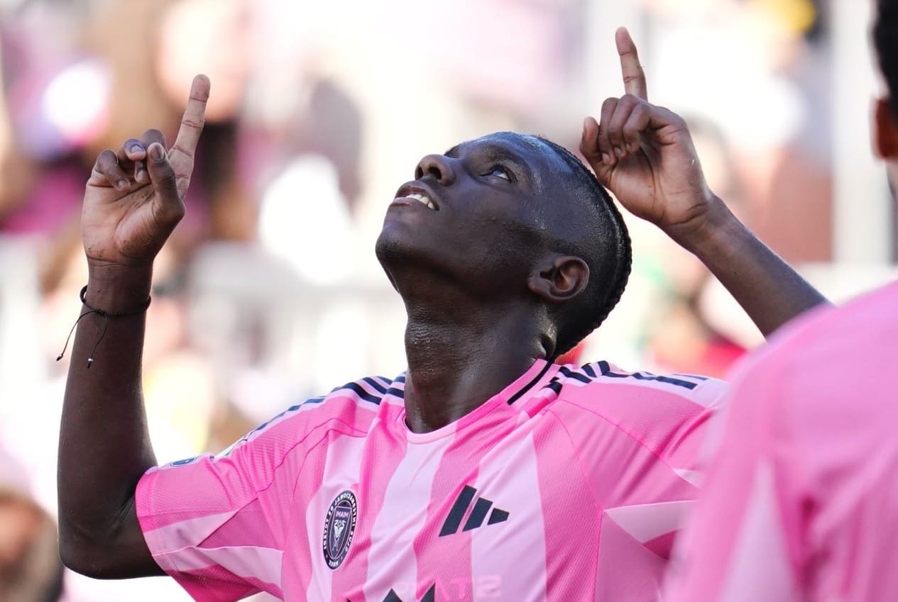 ЦСКА се разминава с нападател