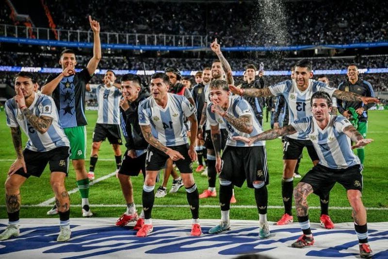 Играч на ЦСКА 1948 игра при загуба от световния шампион(ВИДЕО)