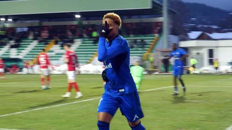 Око-Флекс сам искал в Левски