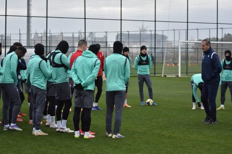 Ботев прекрати предсрочно подготвителния си лагер в Анталия