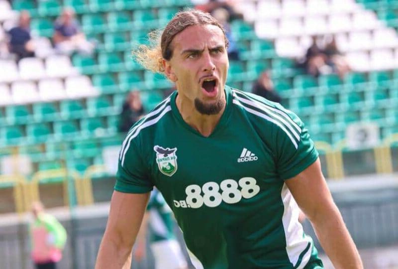 УЕФА одруса здраво бивш играч на Пирин