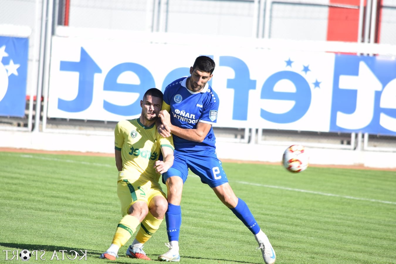 Черноморец се сбори с Лудогорец! Отпадна достойно (СНИМКИ) Черноморец се сбори с Лудогорец! Отпадна достойно (СНИМКИ)