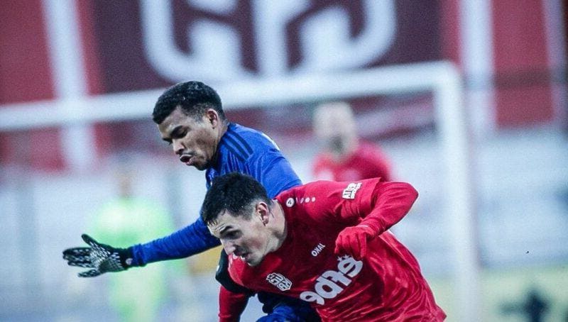 Предупредиха Левски, че може да изпусне Майкон без пари