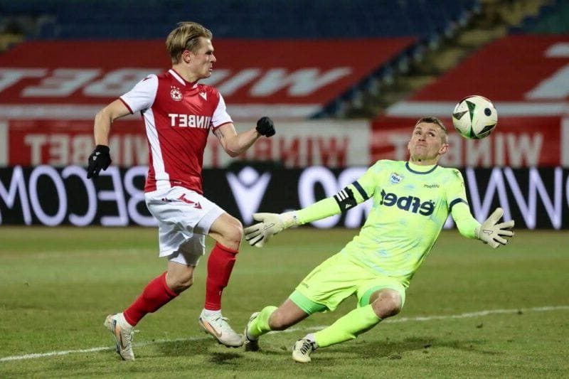 Арда взима нов вратар