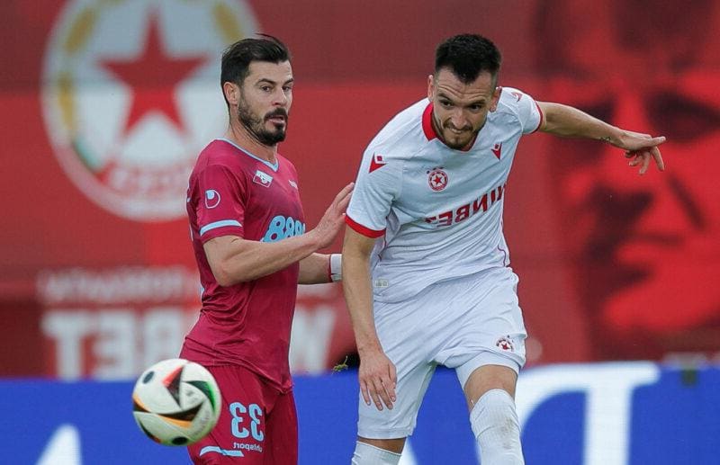 Лапеня – много критики, но доверие от треньорите