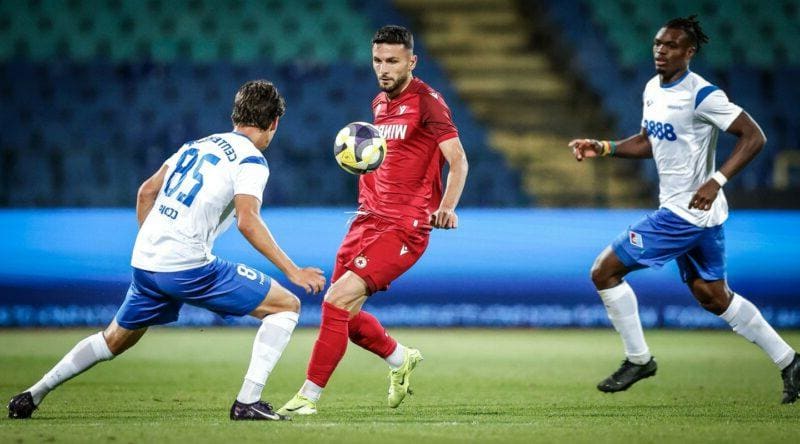 Преговорите ЦСКА – Делова продължават: 30 000 евро са ясни, но ето коя е ябълката на раздора