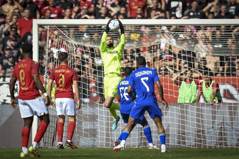 Бусато си тръгна от ЦСКА като номер 1 по сухи мрежи срещу Левски