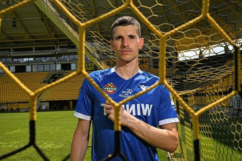 Грозни сцени в Битката за Пловдив! Мачът е прекъснат, не се знае дали ще продължи Грозни сцени в Битката за Пловдив! Мачът е прекъснат, не се знае дали ще продължи