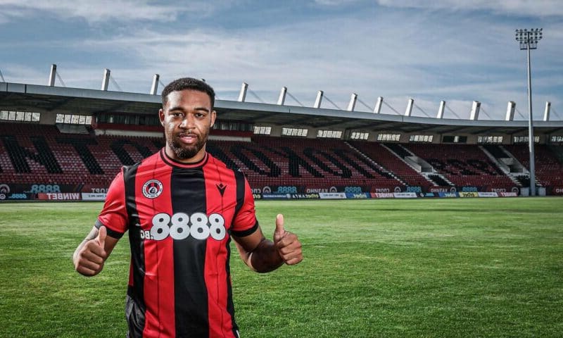 Звездата на Локо Сф се завръща за „железничарското“ дерби, но напрежението върху Генчев расте