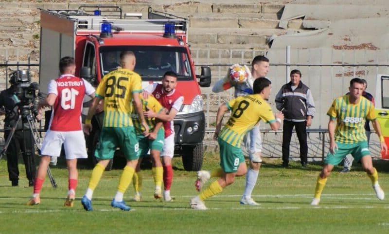 Добруджа потъва, Славия бие