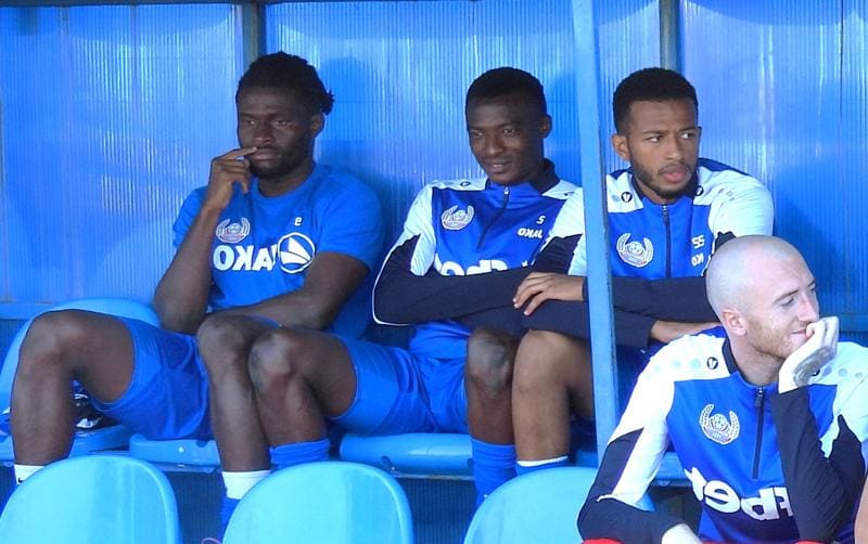 Монтана се раздели с полузащитник