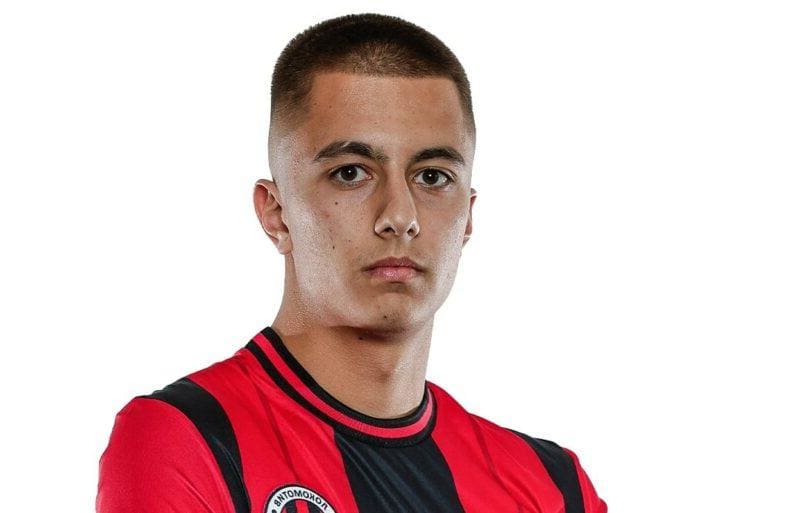 Правещ фурор нападател на Локо (Сф) отива в друг столичен отбор