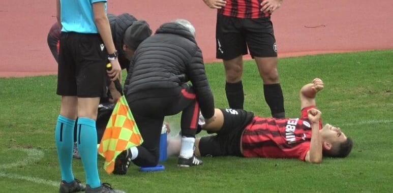 Футболист на Локо (Пд) ляга под ножа – аут е за дълго