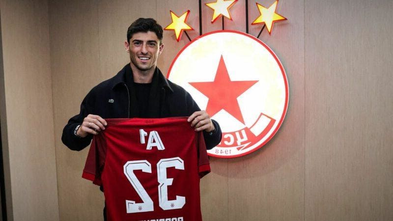 Новият в ЦСКА чете Симеоне и мечтае да пише като Янев