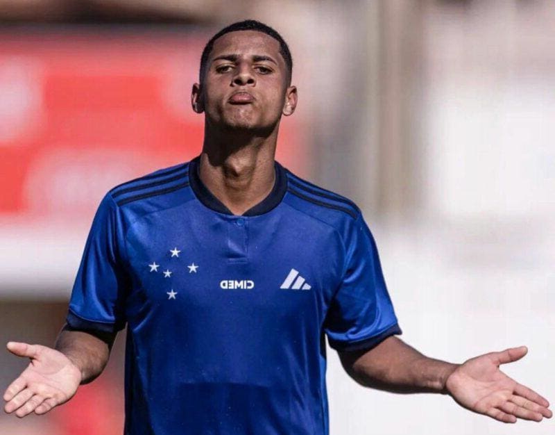 ЦСКА се размина с трансферен удар – крило избра португалци