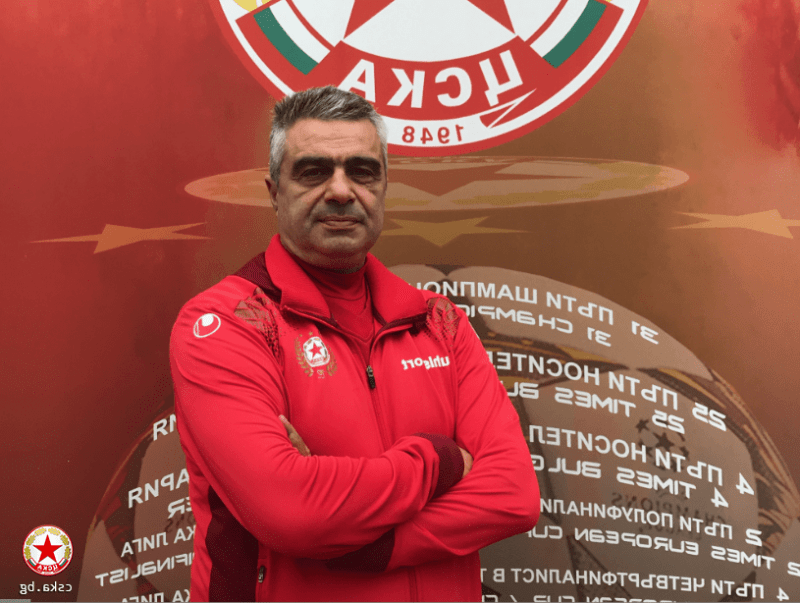 В Локо (Сф) умуват какво да правят с Христо Марашлиев