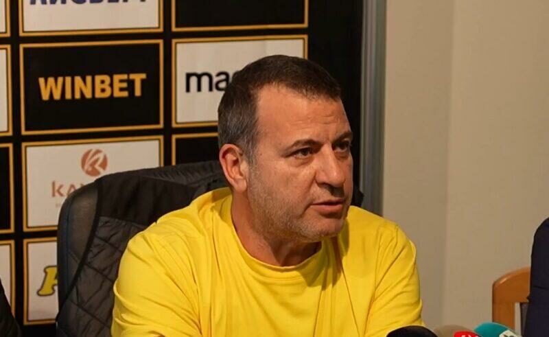 Шефът на Ботев: „Усещах леко напрежение в съблекалнята, но…“ Шефът на Ботев: „Усещах леко напрежение в съблекалнята, но…“