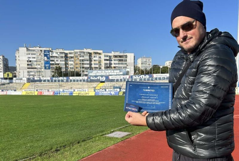Спартак Варна събра над 50 хиляди лева в първия ден от кампанията за спасението на клуба Спартак Варна събра над 50 хиляди лева в първия ден от кампанията за спасението на клуба