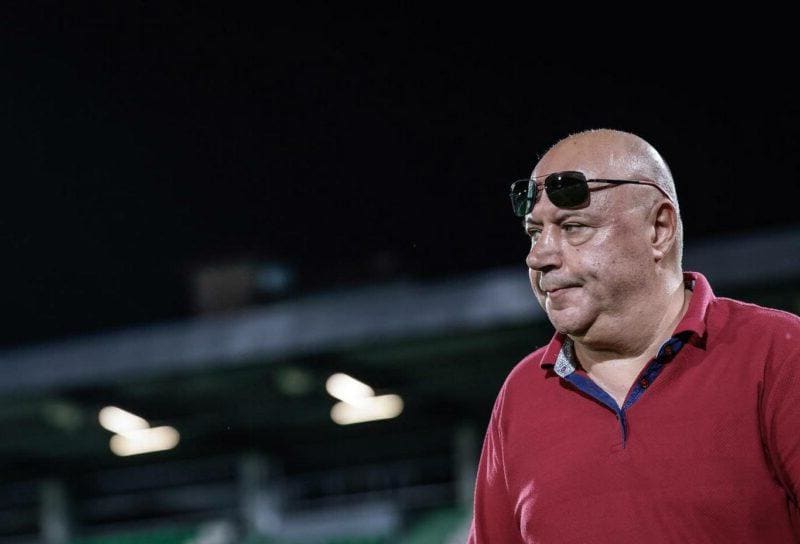 Локо Сф обяви раздяла и с директор