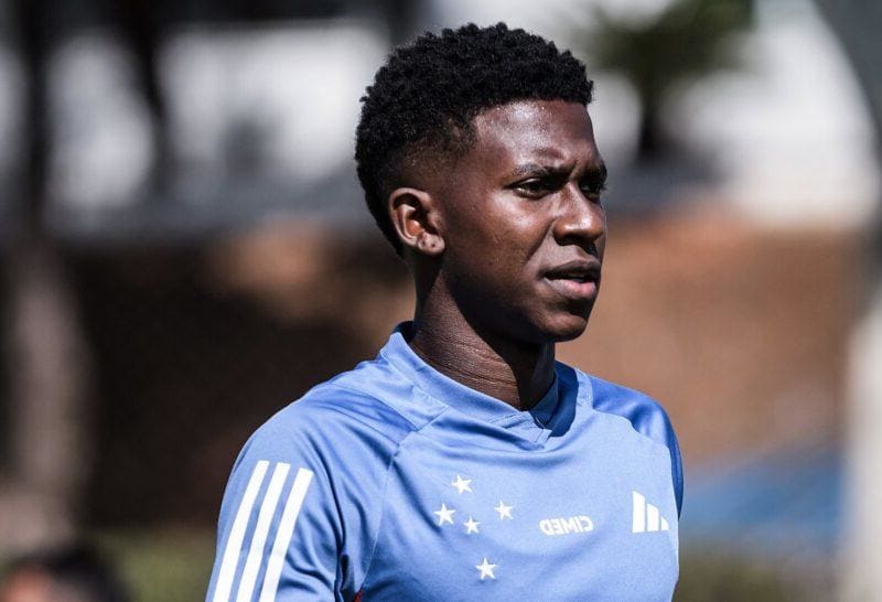 Локомотив София прави трансферен удар