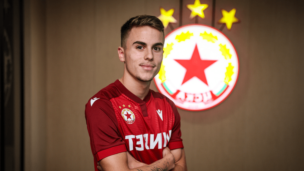 ЦСКА прати лятно попълнение в Албания