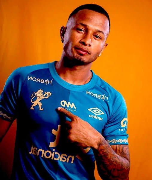 В Бразилия:ЦСКА плаща 800 000 евро за Перейра