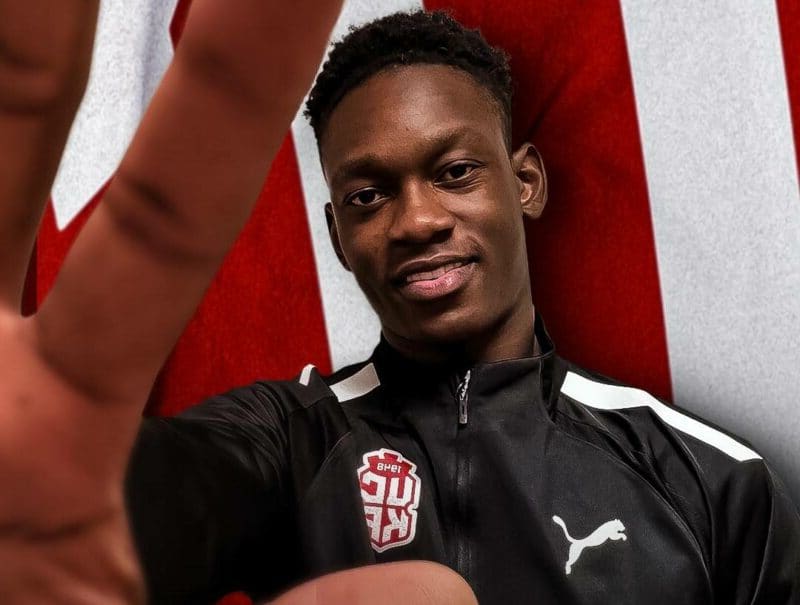 Клубове от Англия следят страж от efbet Лига