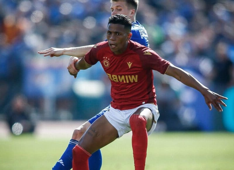 Кареасо реже драстично претенциите си за Левски – пет пъти по-малка заплата от исканата в ЦСКА