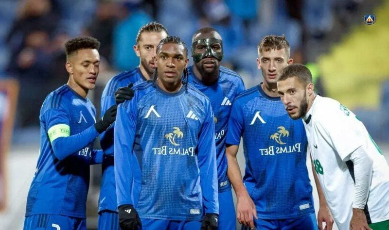 Футболистите на Левски доволни от позицията на клуба срещу расизма Футболистите на Левски доволни от позицията на клуба срещу расизма