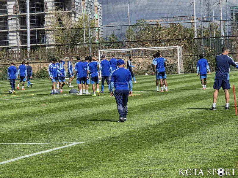 Левски в сряда – от тренировка на чартъра за Прага