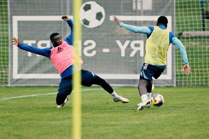 Охене изумява на лагера на Левски: тренира като за титуляр!