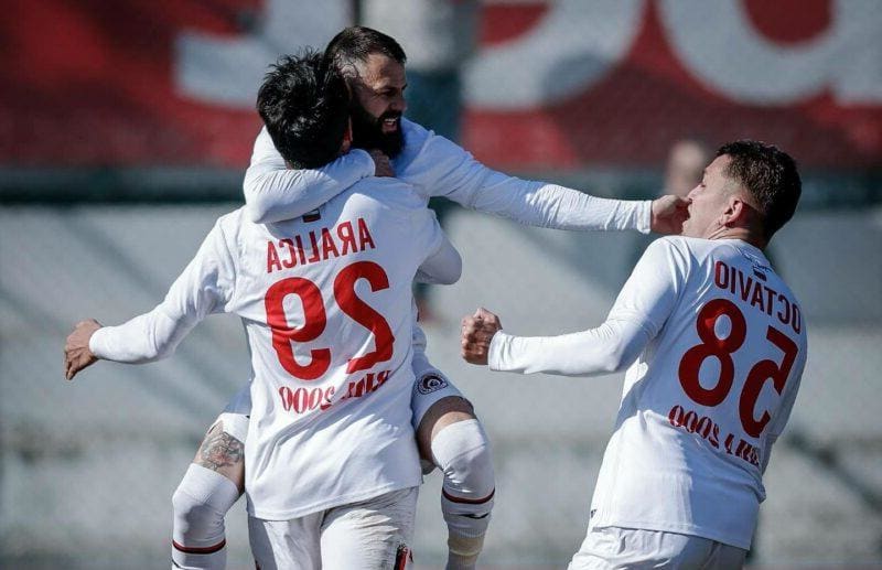 Спас Делев не спира и на 35: пише нов сезонен хит с голове и асистенции