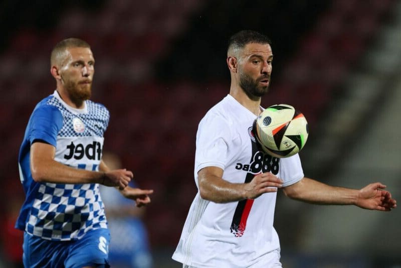 След 8 месеца – Симеон Славчев се завръща на терена!