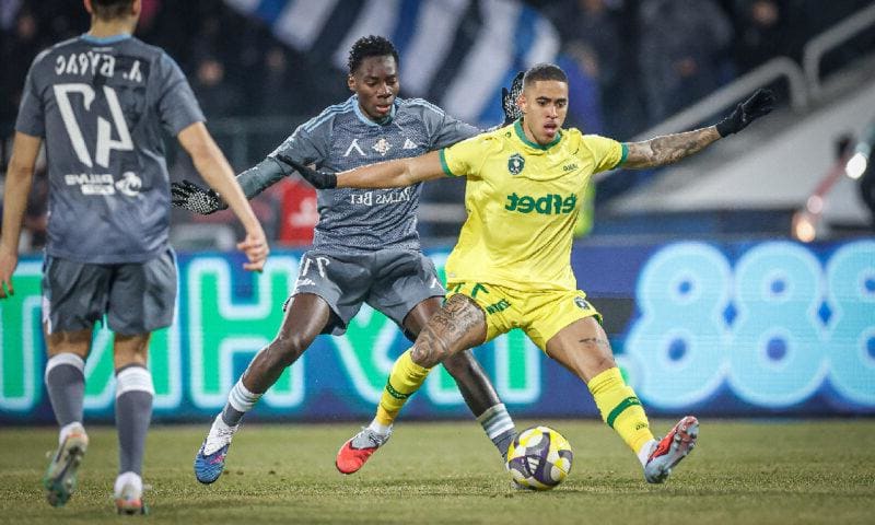 Сериозно притеснение в Левски заради двама футболисти