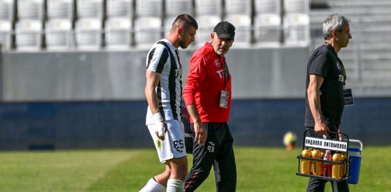 Тежък удар по Локо Пд: защитник ляга под ножа, аут е за поне 7 месеца