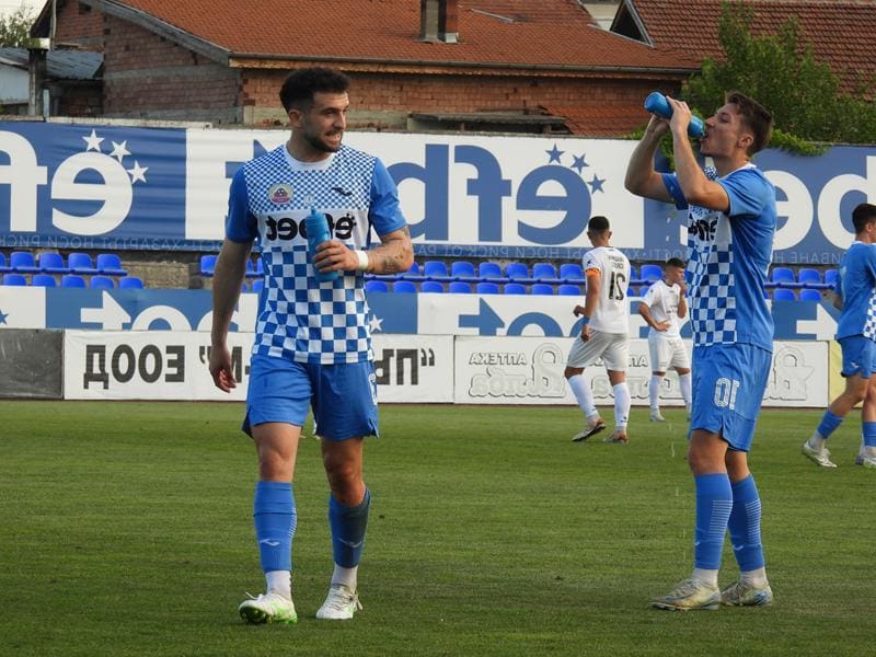 Монтана катастрофира у дома