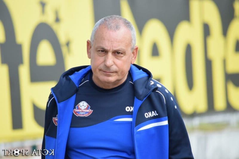 Мадански: Янев вече е готов за печелене на трофеи! Екипът му е доста скромен като бройка и опит – би трябвало…